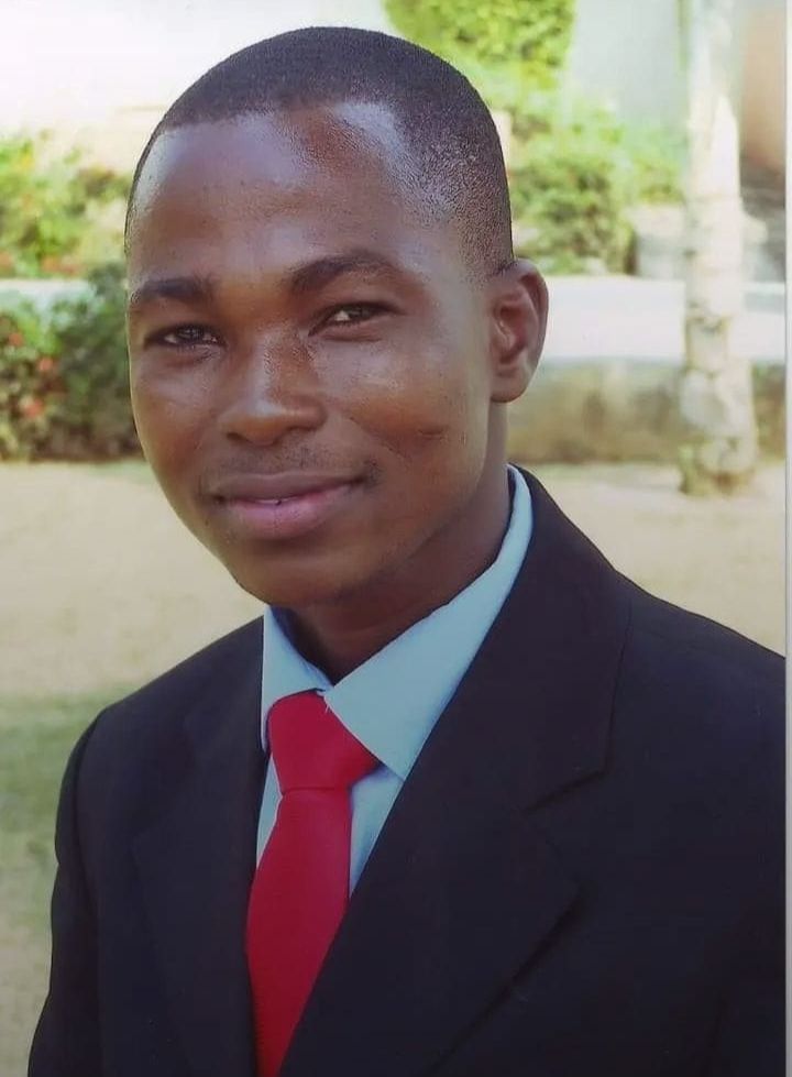 Portrait of Elijah Nchegnan Tidola