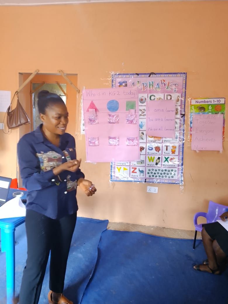 Madam Nanewortor sharing ideas for a calm, stress-free classroom